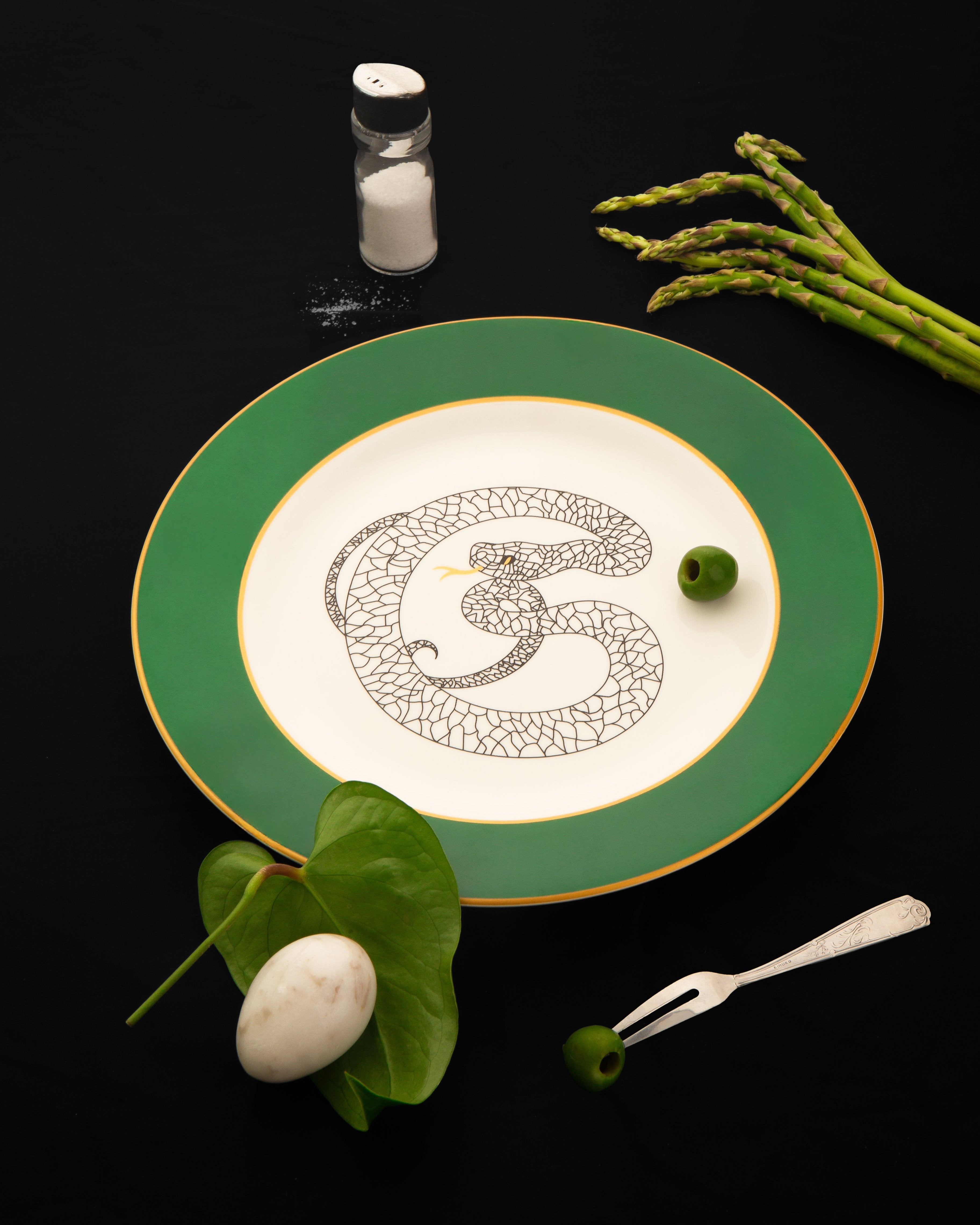 Plate 27 cm