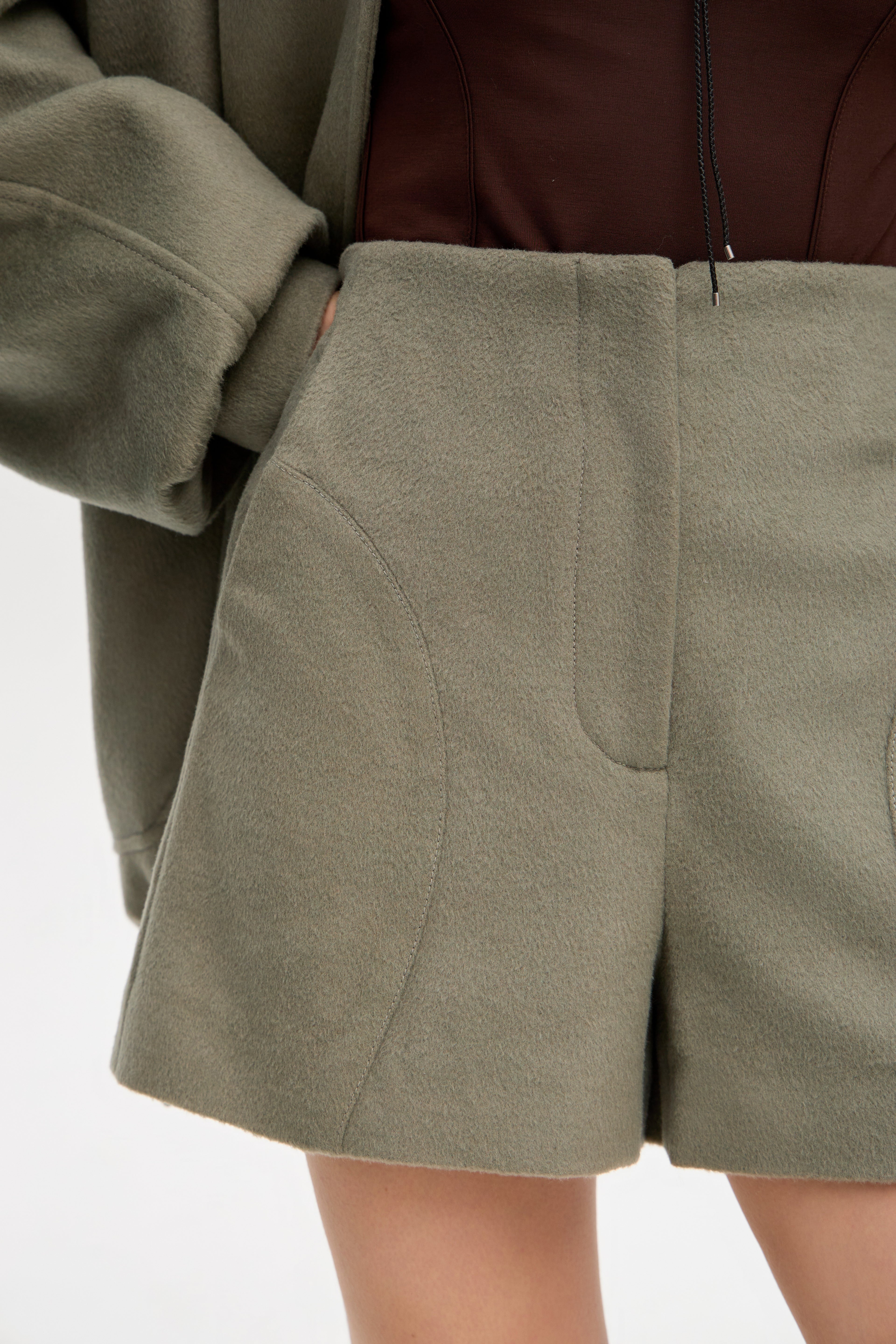Round cut shorts