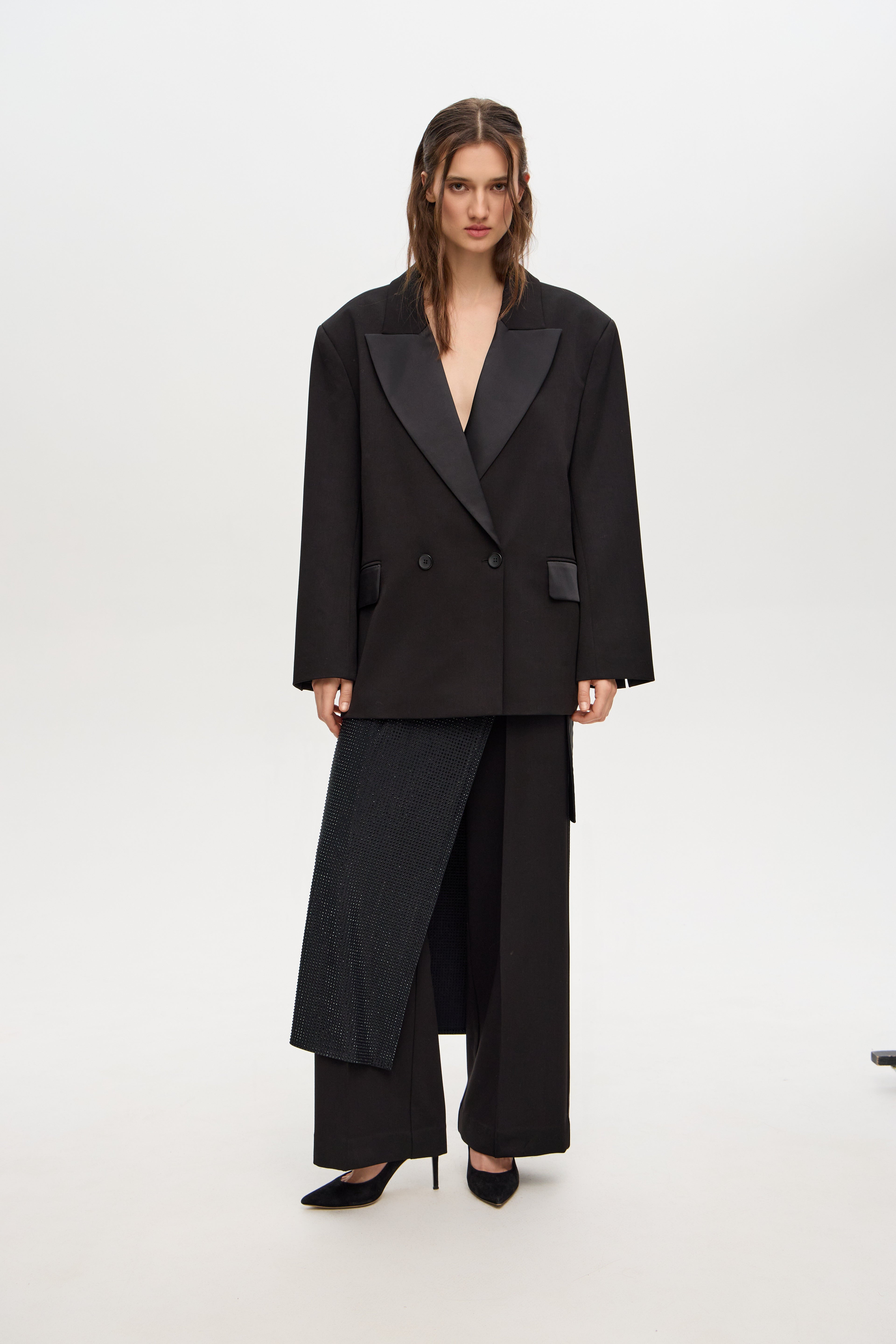 Oversized tuxedo blazer