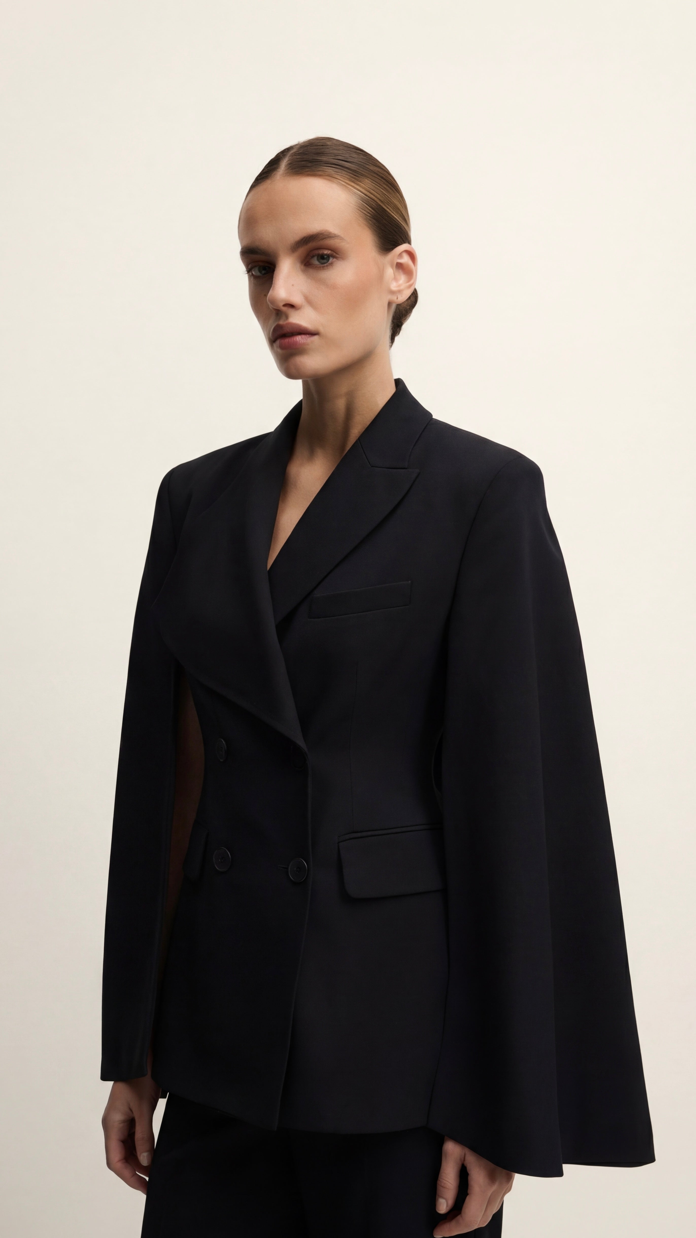 Жакет з кейпом Melody