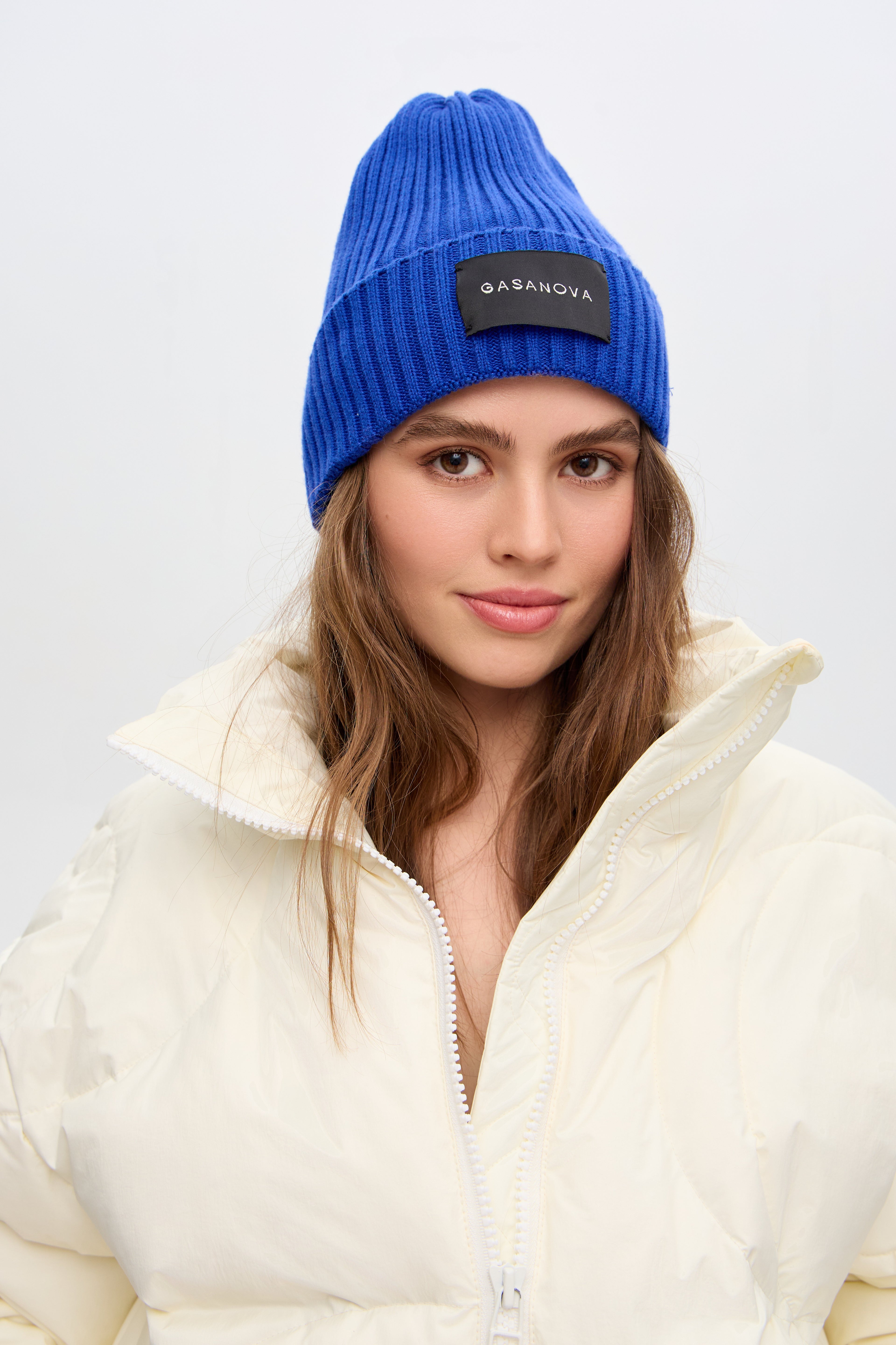 Mid-season hat
