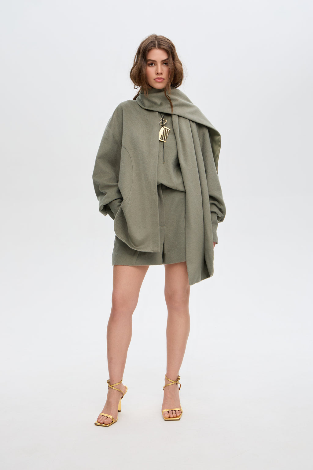 Cashmere shirt with scarf