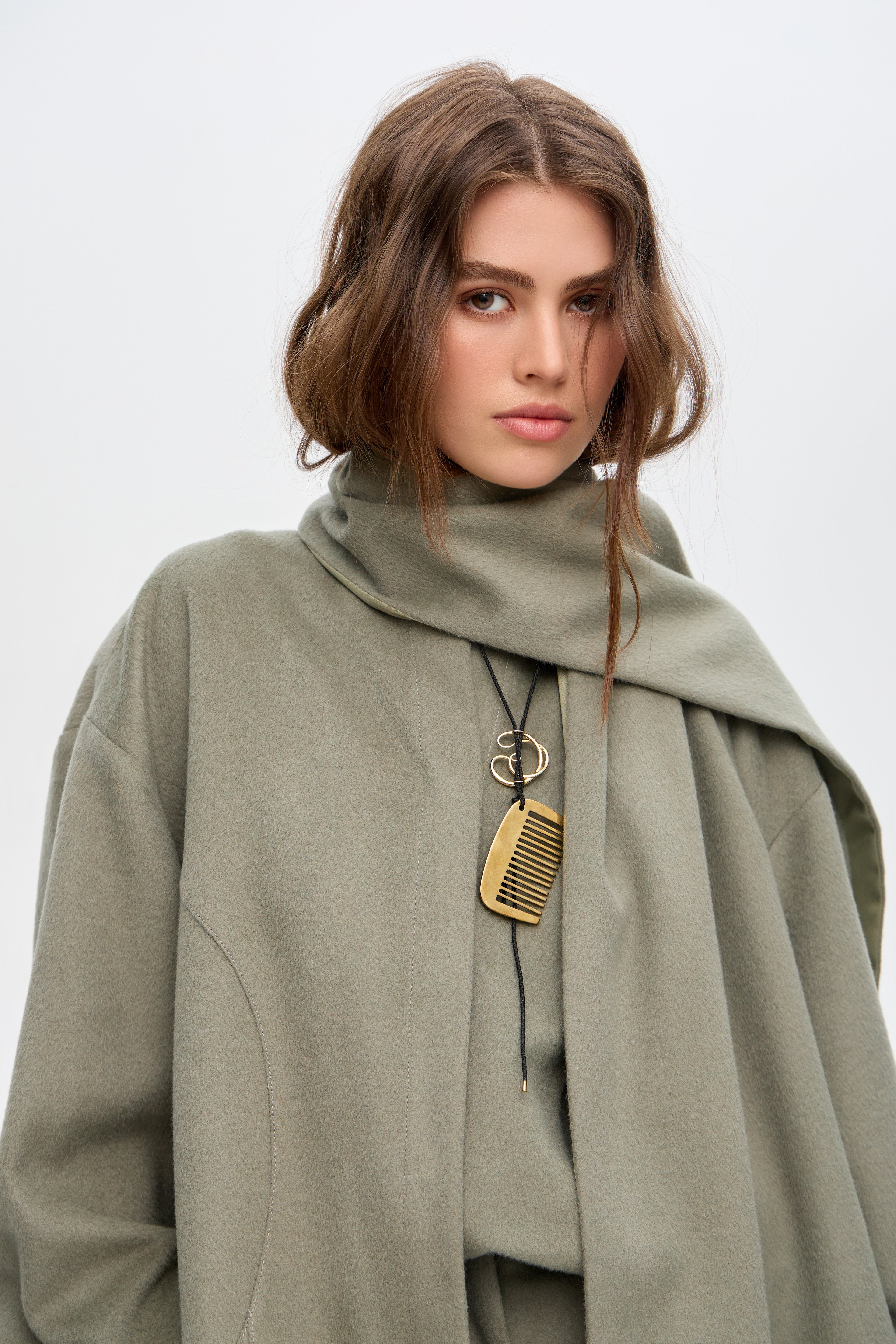 Cashmere shirt with scarf