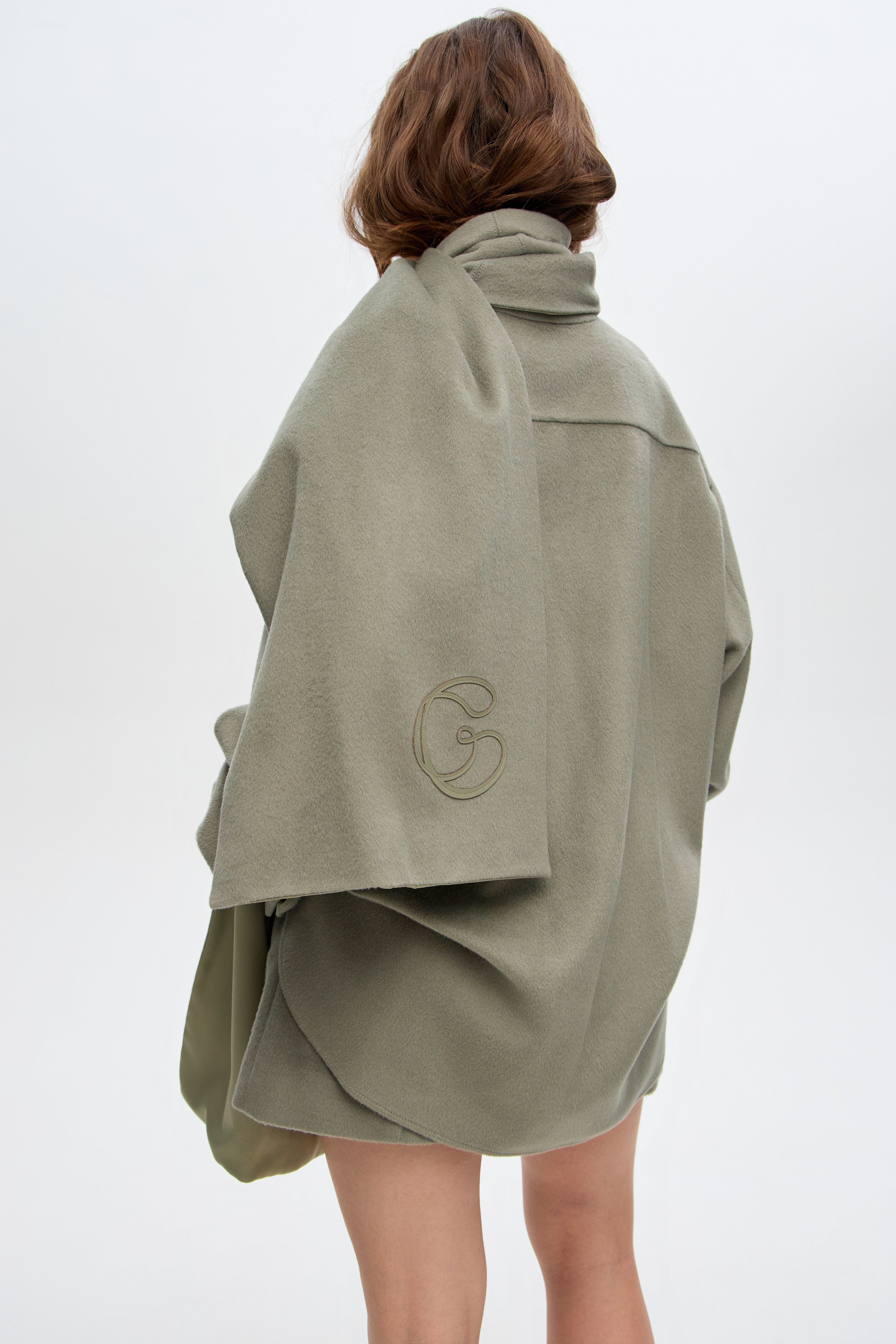 Cashmere shirt with scarf